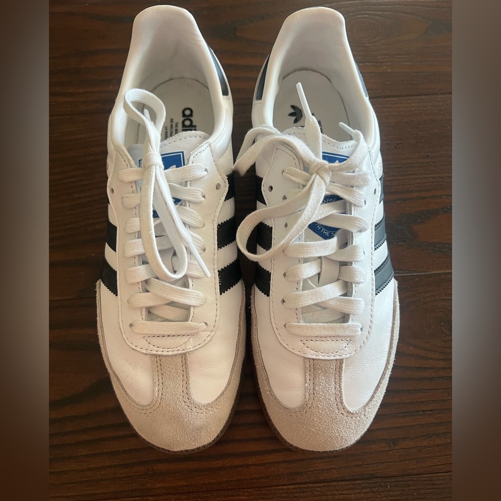 Adidas Sambas OG Women’s 8.5 Men’s 7.5